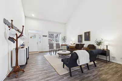 606 McHenry Avenue, McHenry, IL 60050 - Photo 5