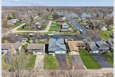 606 McHenry Avenue, McHenry, IL 60050 - Photo 1