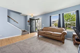 39907 Walton Ln, Beach Park, IL 60083 - Photo 3