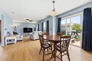39907 Walton Ln, Beach Park, IL 60083 - Photo 9