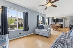39907 Walton Ln, Beach Park, IL 60083 - Photo 7