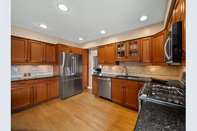 405 Caren Drive, Buffalo Grove, IL 60089 - Photo 9