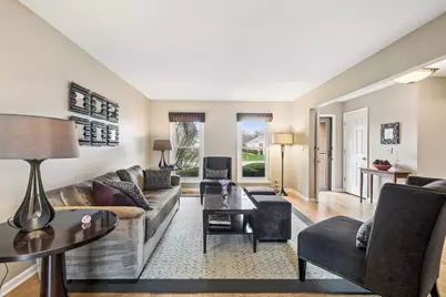 405 Caren Drive, Buffalo Grove, IL 60089 - Photo 5