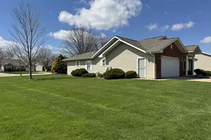 2800 Becker Dr, Peru, IL 61354 - Photo 3