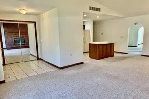 2800 Becker Dr, Peru, IL 61354 - Photo 15