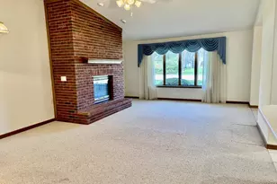 2800 Becker Dr, Peru, IL 61354 - Photo 13