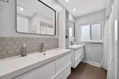 315 N Kenilworth Avenue, Elmhurst, IL 60126 - Photo 19