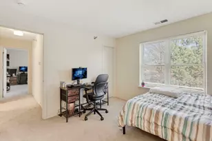 208 Glengarry Dr, Bloomingdale, IL 60108 - Photo 9