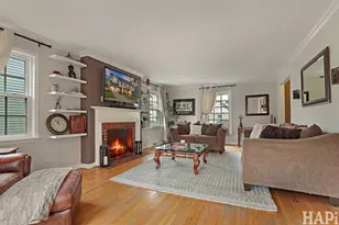 1023 Margret St, Des Plaines, IL 60016 - Photo 3