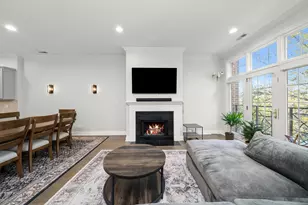 2846 N Southport Ave, Chicago, IL 60657 - Photo 11