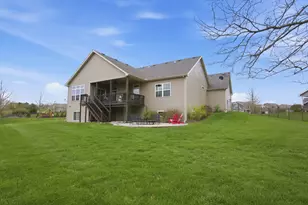 1204 Ashford Ct, Mahomet, IL 61853 - Photo 25