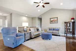 1204 Ashford Ct, Mahomet, IL 61853 - Photo 7