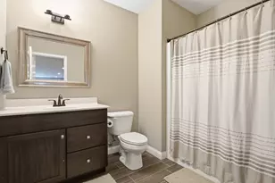 1204 Ashford Ct, Mahomet, IL 61853 - Photo 21