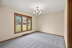 10817 Bonnie Brae Rd, Huntley, IL 60142 - Photo 31