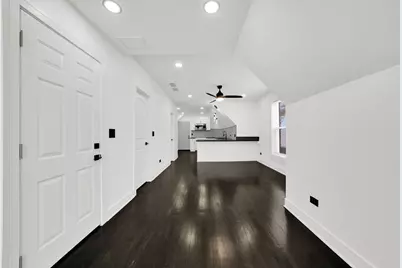 6607 S Oakley Avenue, Chicago, IL 60636 - Photo 17