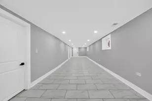 6607 S Oakley Ave, Chicago, IL 60636 - Photo 23