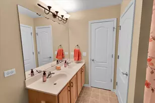 415 Mallard Point Dr, North Aurora, IL 60542 - Photo 27