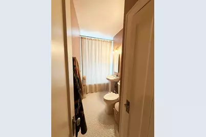 [Address not provided], Evanston, IL 60202 - Photo 23