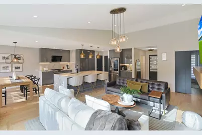 2131 Cumberland Parkway, Algonquin, IL 60102 - Photo 7