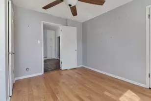 701 E Buchanan St, Bloomington, IL 61701 - Photo 17