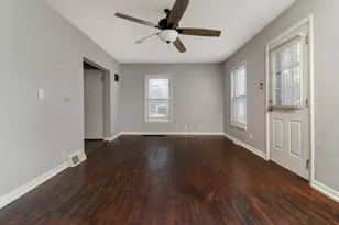 701 E Buchanan St, Bloomington, IL 61701 - Photo 3