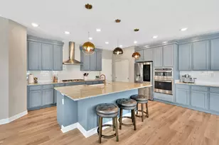 2 Potter Ct, Hawthorn Woods, IL 60047 - Photo 11