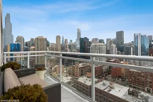 757 N Orleans St, Chicago, IL 60654 - Photo 25