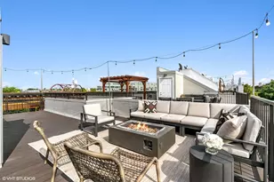 1749 N Winnebago Ave, Chicago, IL 60647 - Photo 15