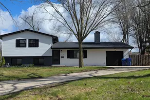 1110 Holmes Pl, Dekalb, IL 60115 - Photo 25