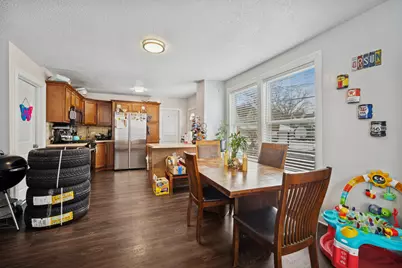 10-12 N Park Avenue, Waukegan, IL 60085 - Photo 15