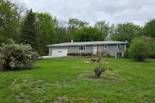 15510 Lomax Rd, Prophetstown, IL 61277 - Photo 3