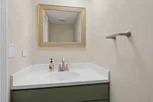 125 Gregory St, Aurora, IL 60504 - Photo 11