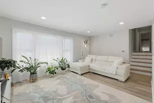 1506 W Palm Dr, Mount Prospect, IL 60056 - Photo 7