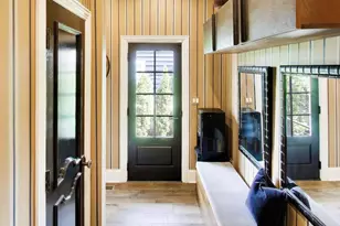 91 Abbottsford Rd, Winnetka, IL 60093 - Photo 13