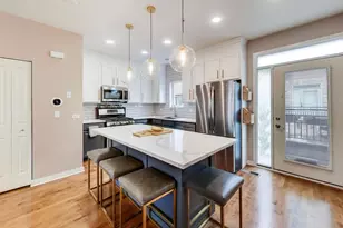 49 E 23rd St, Chicago, IL 60616 - Photo 9