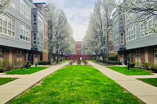 49 E 23rd St, Chicago, IL 60616 - Photo 3