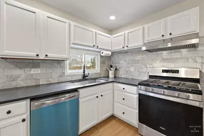 831 Chestnut Court, Marengo, IL 60152 - Photo 11