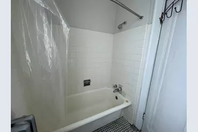 [Address not provided], Evanston, IL 60201 - Photo 11