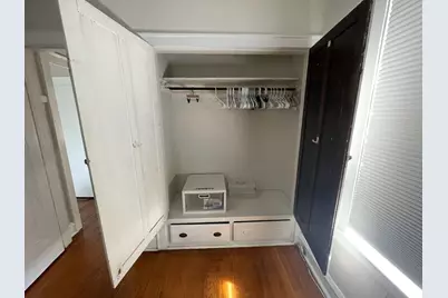 [Address not provided], Evanston, IL 60201 - Photo 9