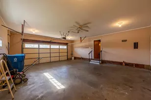 1018 Tee St, Dixon, IL 61021 - Photo 23