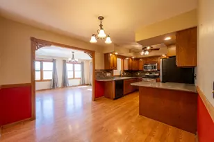 1018 Tee St, Dixon, IL 61021 - Photo 5