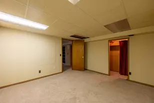 1018 Tee St, Dixon, IL 61021 - Photo 31