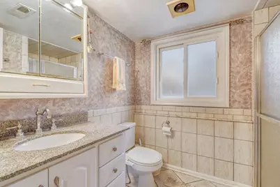 7642 W 92nd Place, Hickory Hills, IL 60457 - Photo 9