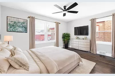 9633 S Yale Avenue, Chicago, IL 60628 - Photo 17