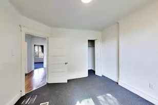7041 S Eberhart Ave, Chicago, IL 60637 - Photo 11