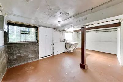 7041 S Eberhart Avenue, Chicago, IL 60637 - Photo 13