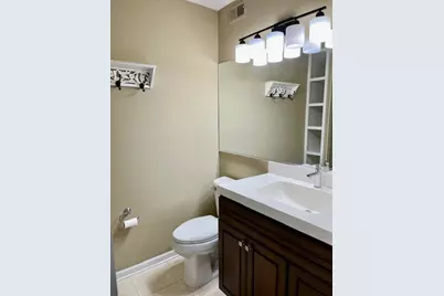 33 Shoreline Road #B, Lake Barrington, IL 60010 - Photo 17