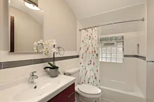 837 Lincoln St, Evanston, IL 60201 - Photo 17