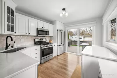 1908 Moore Avenue, Saint Charles, IL 60174 - Photo 9