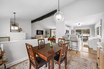 1908 Moore Avenue, Saint Charles, IL 60174 - Photo 7